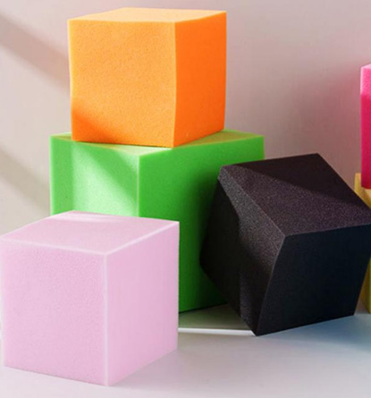 Coloring in the field of polyurethane foam materials